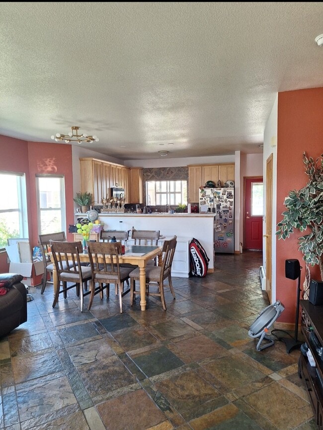 Building Photo - 1363 Lindenwood Grove