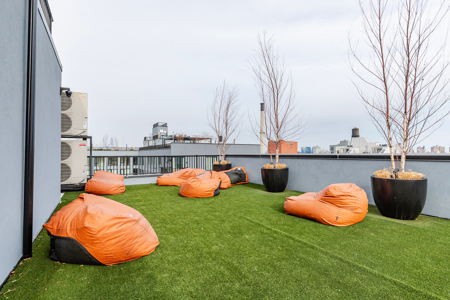 Building Photo - 218 Front St