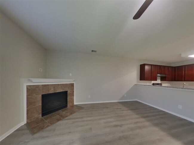Building Photo - 12303 Kings Garden Ct