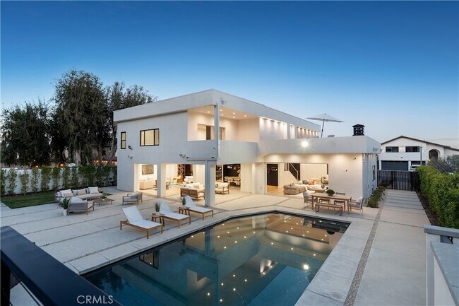 Building Photo - 4001 Coldstream Terrace