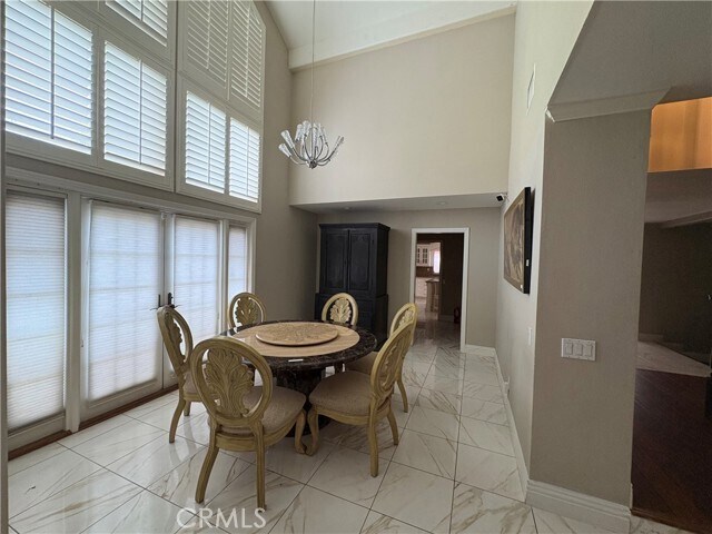 Building Photo - 1740 Orangewood Ave