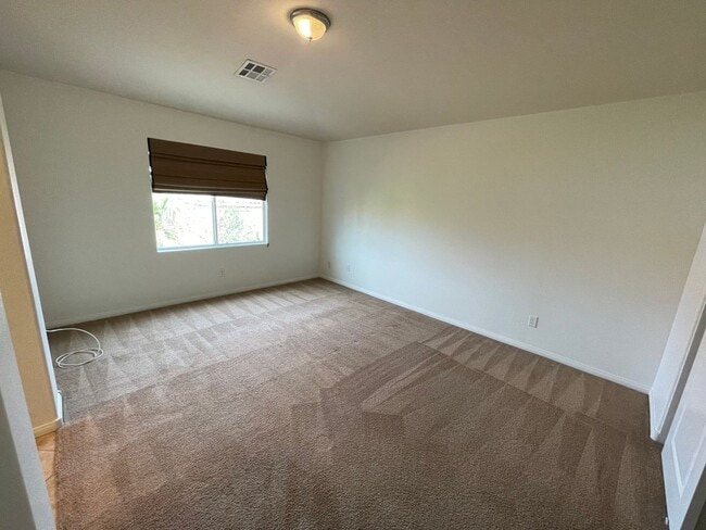 Building Photo - 9778 Twin Ponds Ct