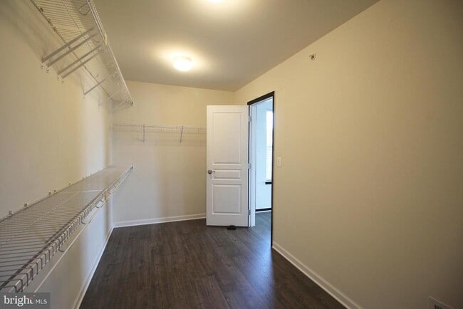 Building Photo - 14782 Mason Creek Cir