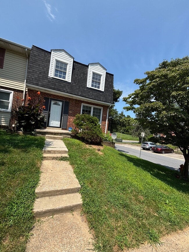 Primary Photo - 3 Bedroom Semidetached Home