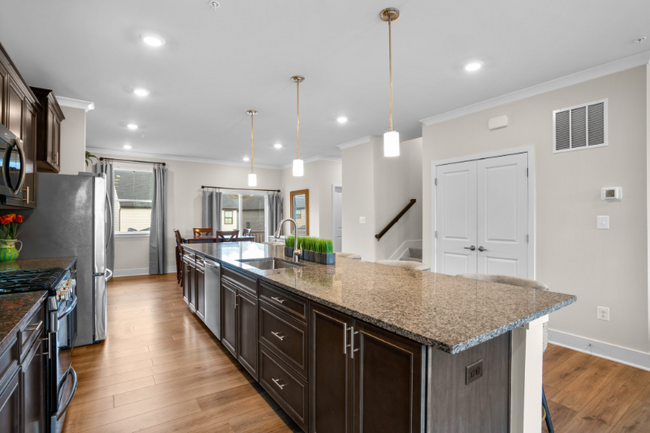 Building Photo - 7606 Quartzite Ln