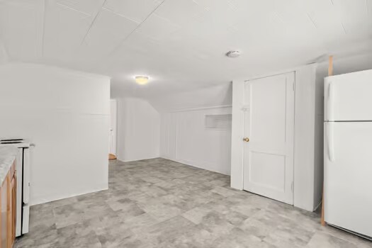 Building Photo - 9 Elmwood St