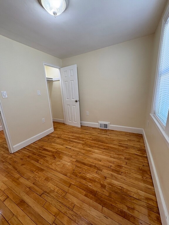 Building Photo - 84 Gladeside Terrace