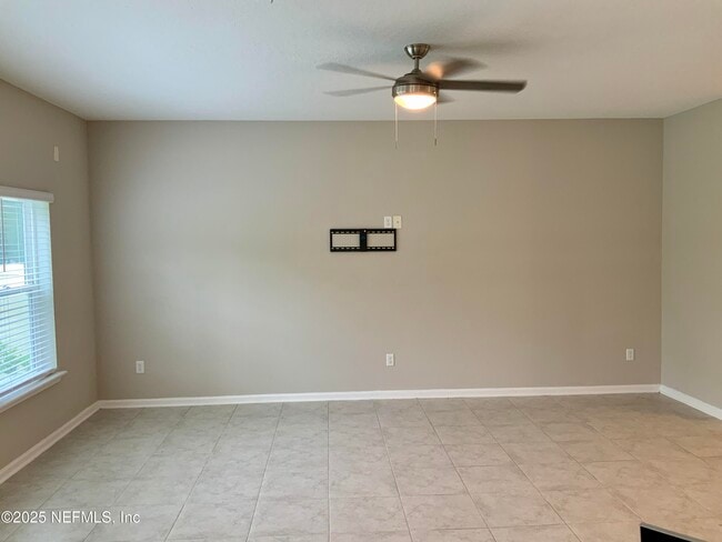 Building Photo - 230 Starnberg Ct