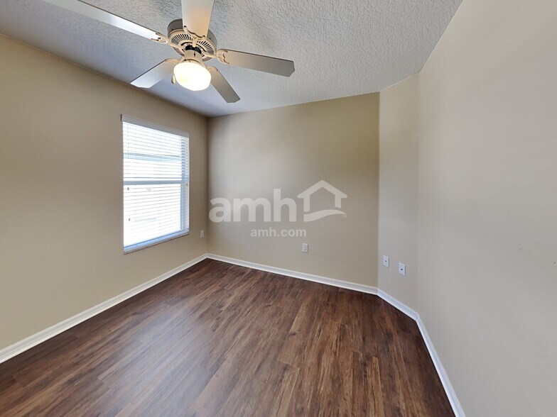 Building Photo - 7009 Cascades Ct