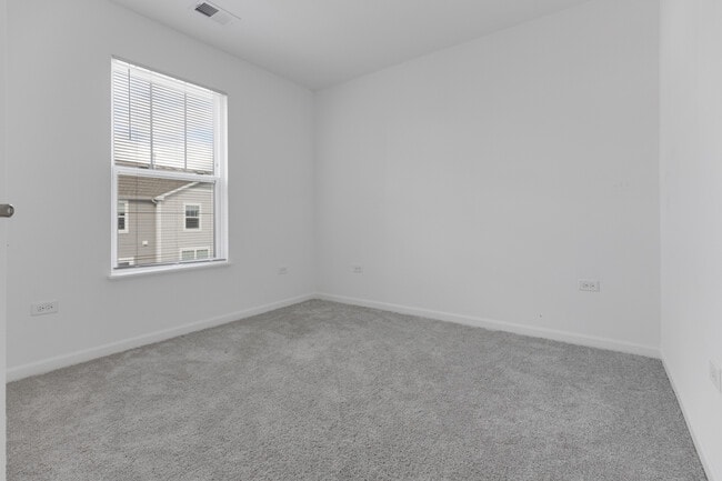 Building Photo - 632 Wolverine Dr