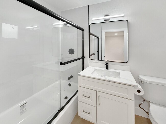 Building Photo - 1158 Jensen Cir