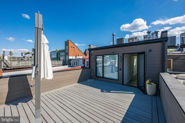 Building Photo - 1777 T St NW