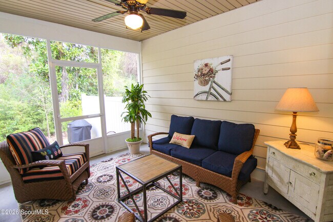 Building Photo - 905 Mariners Cir