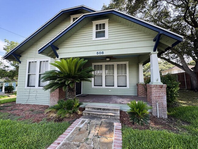 Primary Photo - 508 W Forrest St