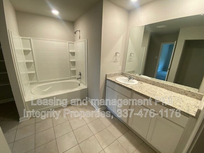 Building Photo - 218 Cane Run Ct