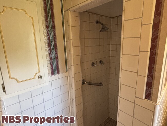 Building Photo - 6919 Haverhill Dr NW