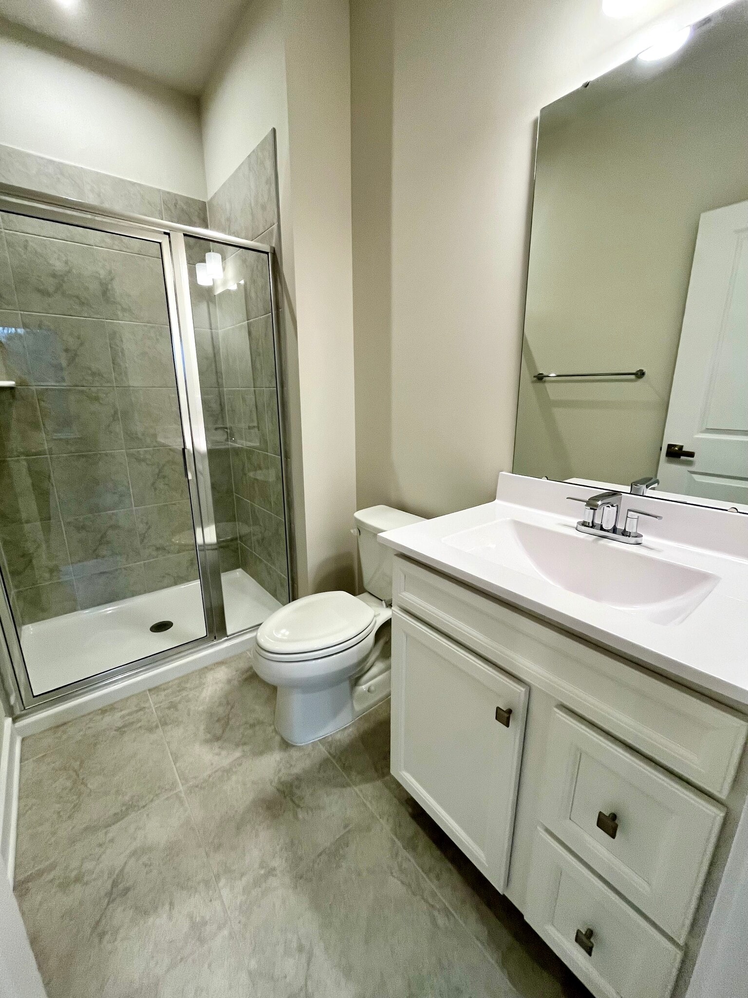 Building Photo - 4125 Auburn Oak Ln