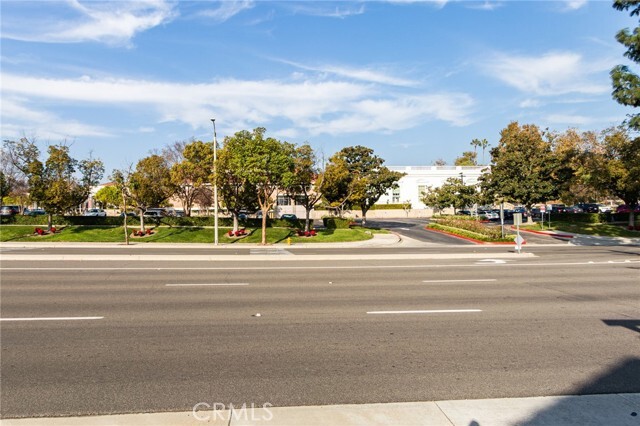Building Photo - 18067 Burke Ln