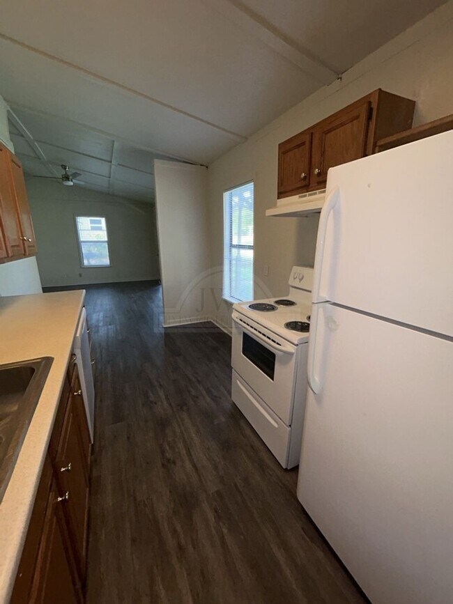 Building Photo - ***Two-Weeks Free Rent***910 Evergreen Street, Killeen