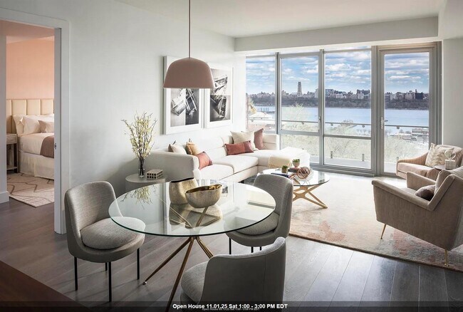 Primary Photo - 320 Adolphus Ave