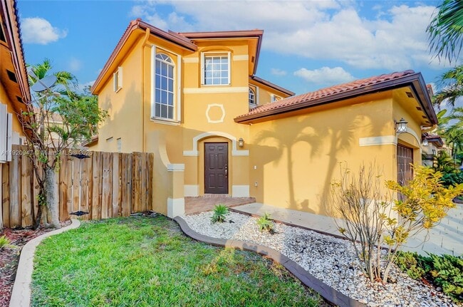 Building Photo - 11331 NW 44th Terrace