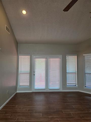 Building Photo - 108 Summit Cove