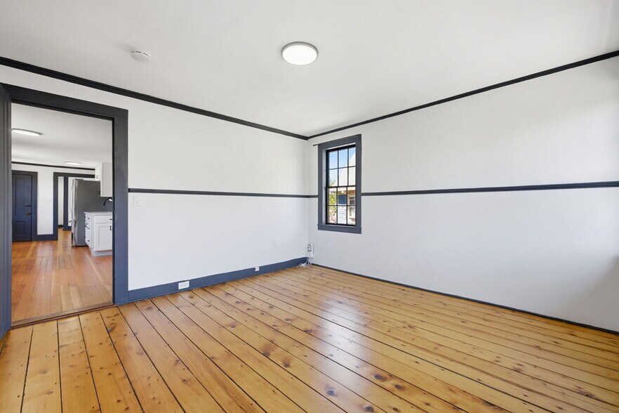 Building Photo - 883 Worthington Rdg