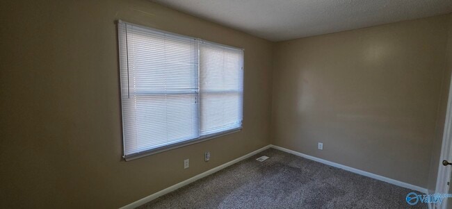 Building Photo - 2108 Hill St NW