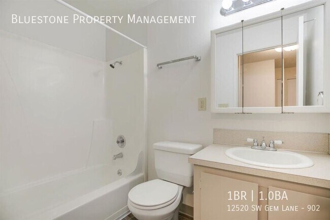 Building Photo - 12520 SW Gem Ln