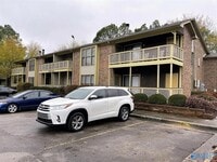 Building Photo - 5001-5007 7 Pine Cir