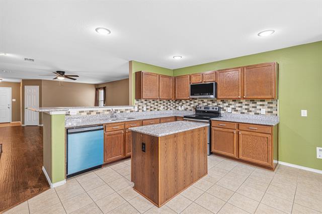 Building Photo - 12947 Michelle Dr