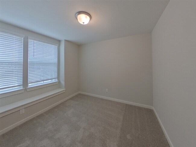 Building Photo - 22859 Terrazzo Dr
