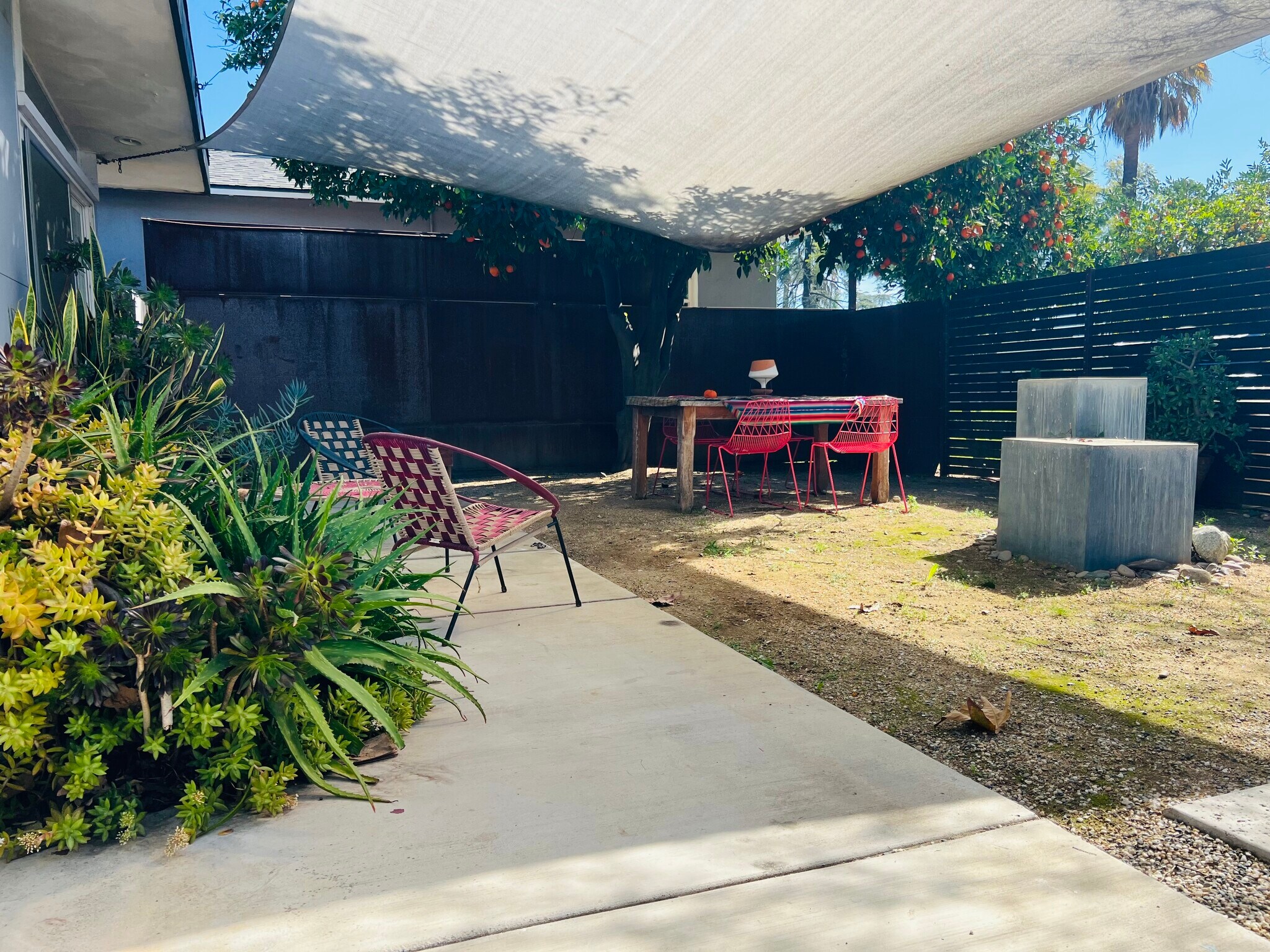 Building Photo - 5177 Carlingford Ave