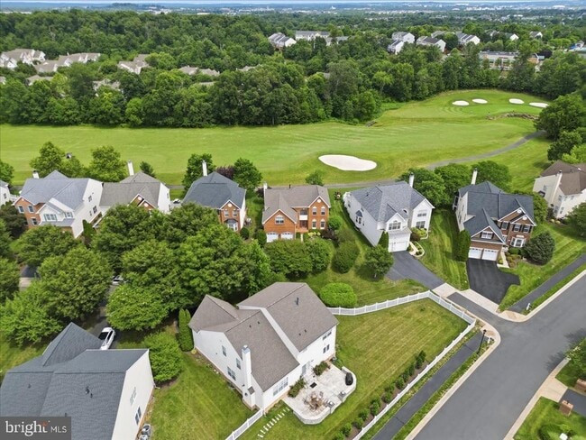 Building Photo - 20242 Hidden Creek Ct