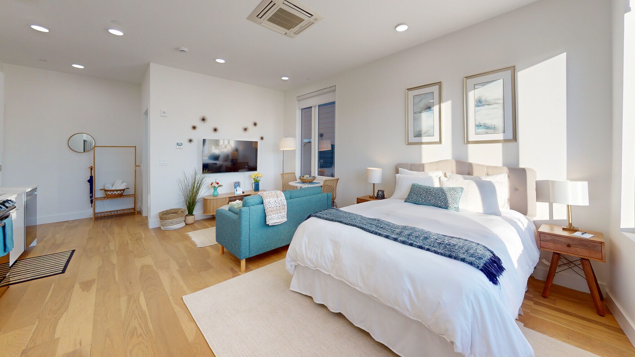 Building Photo - 38 Hichborn St