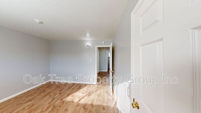 Building Photo - 625 F St