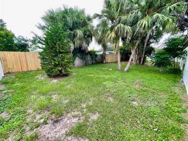 Building Photo - 2158 Starlite Ln