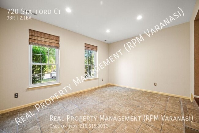 Building Photo - 720 Stafford Ct
