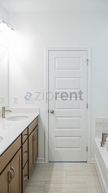 Building Photo - 612 Clb Vw Wy