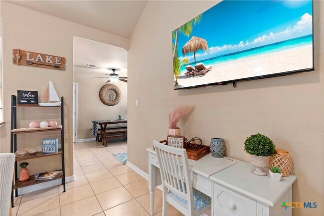 Building Photo - 1110 Diamondhead Dr