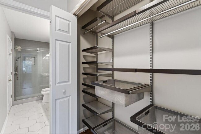 Building Photo - 3445 Broadwick St
