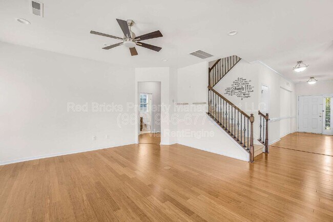 Building Photo - 10697 Sky Chase Ave NW