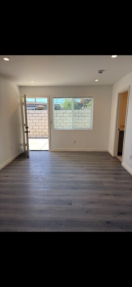 Building Photo - 417 Camino Real St