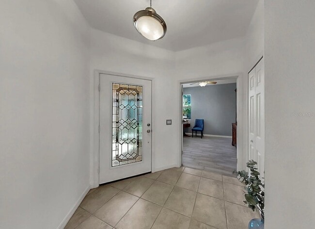 Building Photo - 313 Seneca Falls Dr