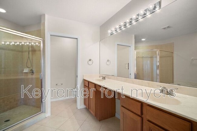 Building Photo - 3179 Antica St