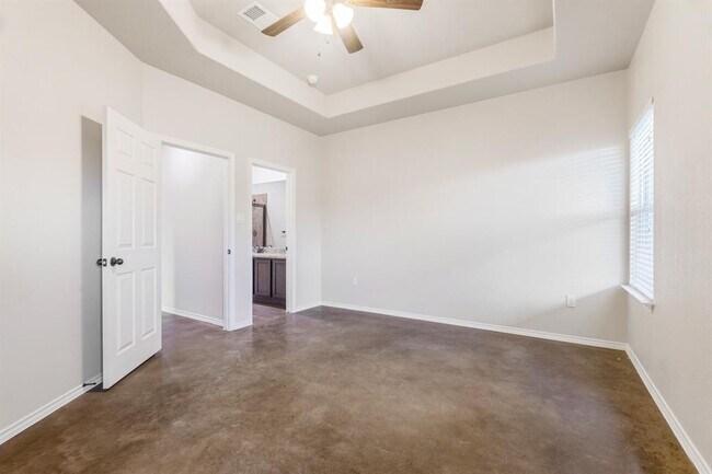 Building Photo - 118 Samuel Dr