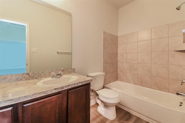 Building Photo - 2809 Red Head Pl