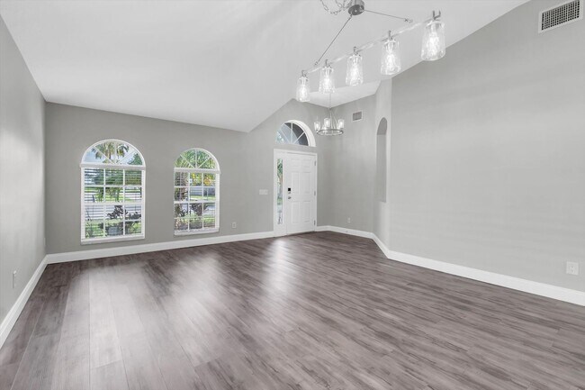 Building Photo - Spacious Renovated 4-Bedroom Home in Land O’ Lakes Near Veterans Expressway