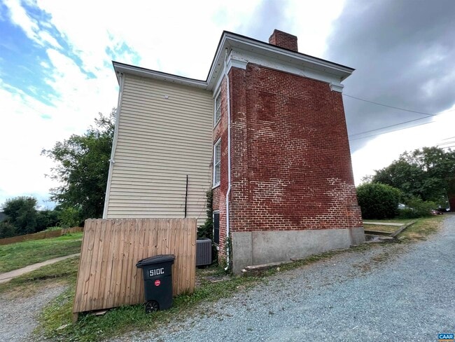 Building Photo - 510 Ridge St