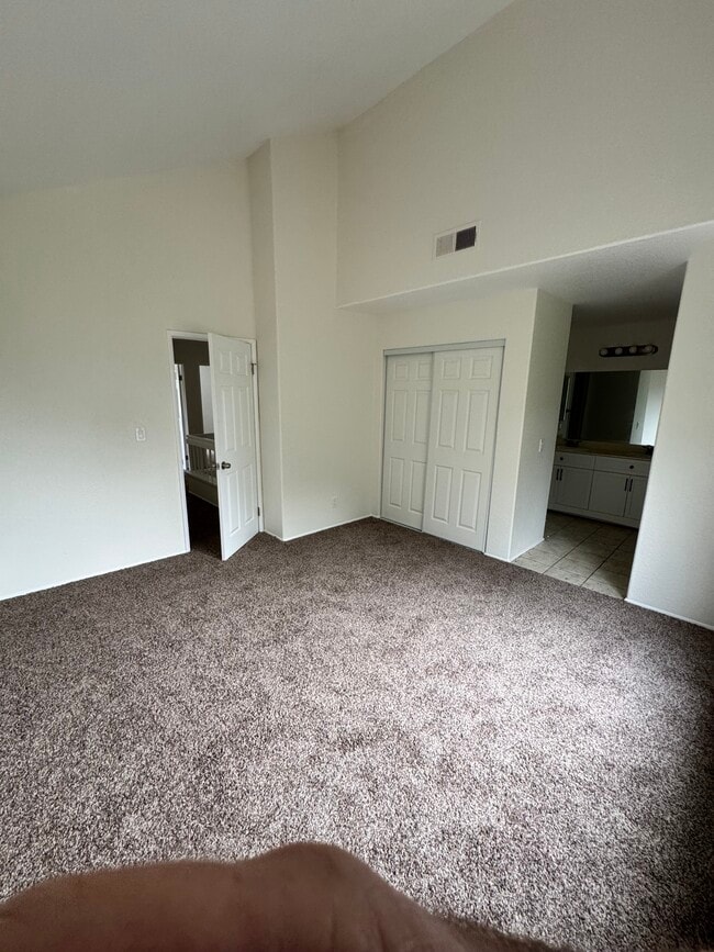 Building Photo - 2250 St Croix Ct